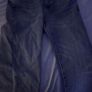 i’m selling jeans